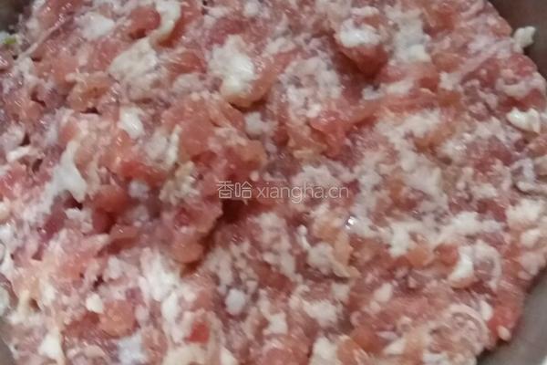 莲藕塞肉的做法图解1