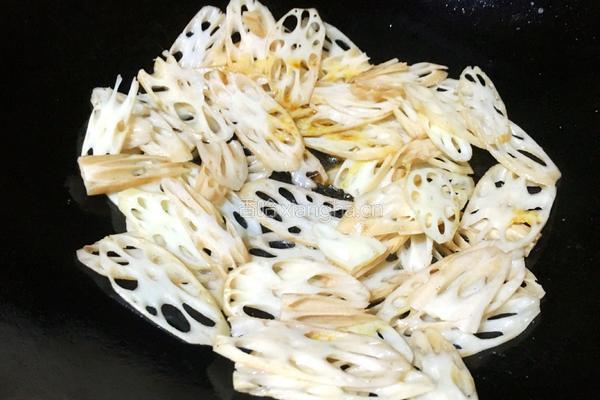 炒莲藕的做法图解5