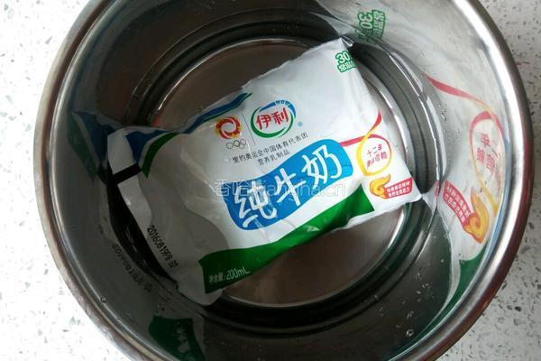 牛奶燕麦片的做法图解3