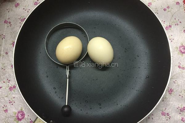 煎鸡蛋的做法图解1