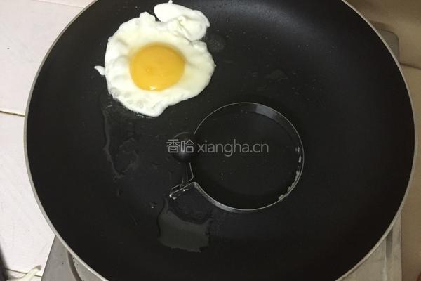 煎鸡蛋的做法图解3
