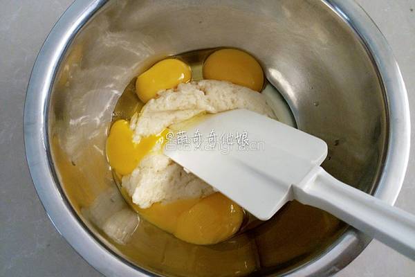 烫面戚风蛋糕（八寸）的做法图解7