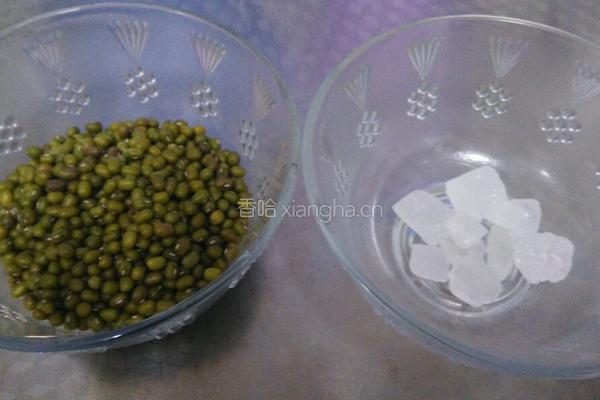 绿豆糖水的做法图解1
