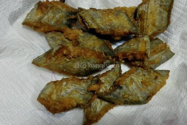 酥炸带鱼的做法图解8