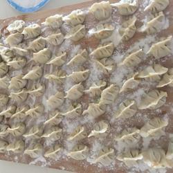 芹菜水饺的做法[图]