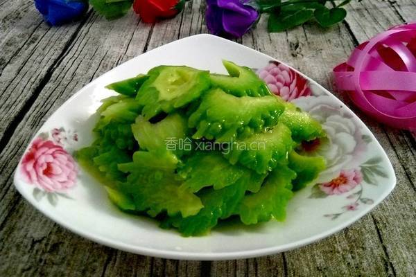 糖醋拌苦瓜的做法图解7