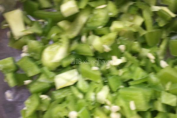 辣椒鸡蛋饼的做法图解1