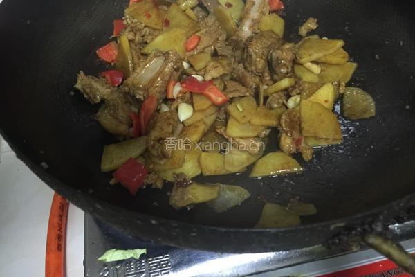 土豆排骨的做法图解8