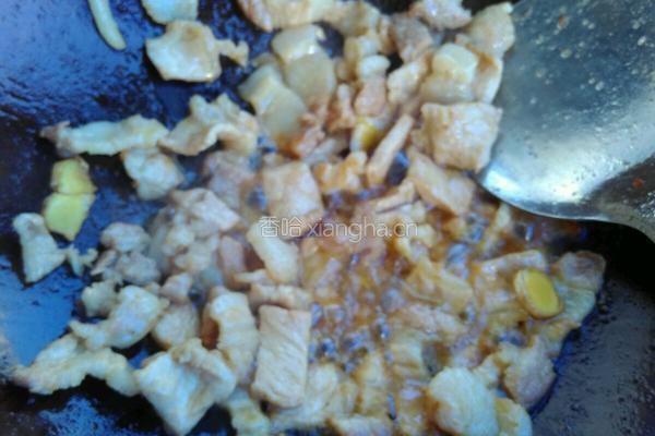 蒜薹炒肉的做法图解1