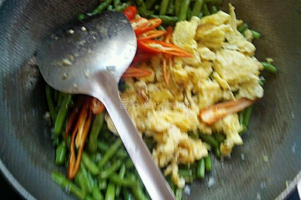 鸡蛋炒豆角的做法图解8