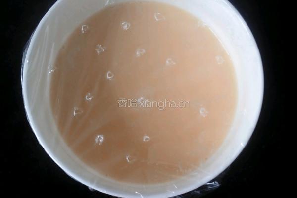 牛奶炖鸡蛋的做法图解4
