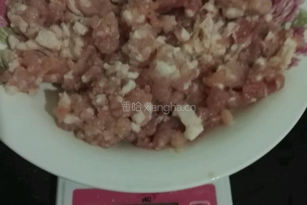 梅干菜肉馅的做法图解2