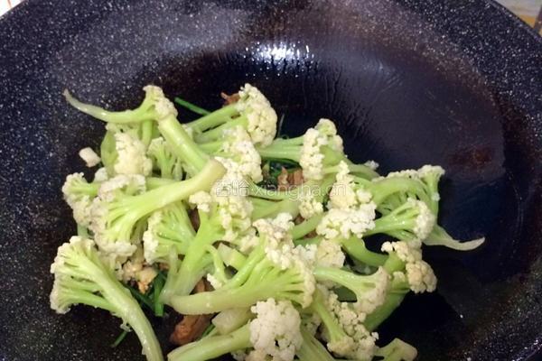 干煸花菜的做法图解6