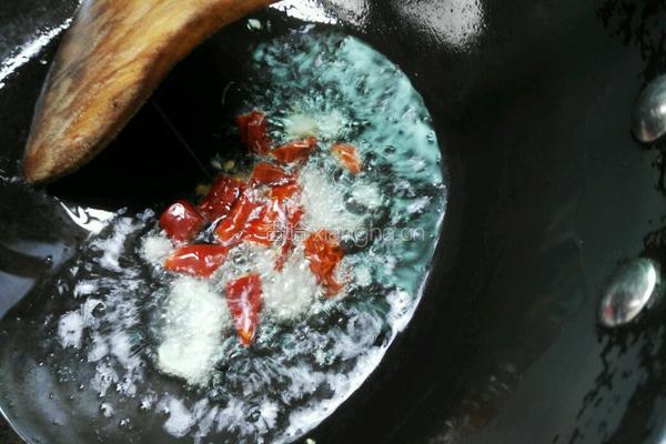 炝土豆丝的做法图解7