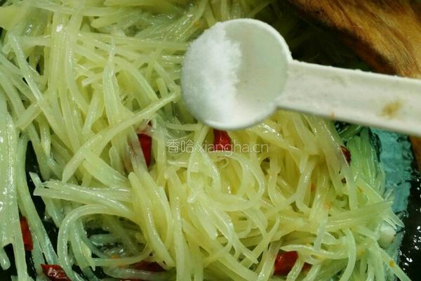 炝土豆丝的做法图解10