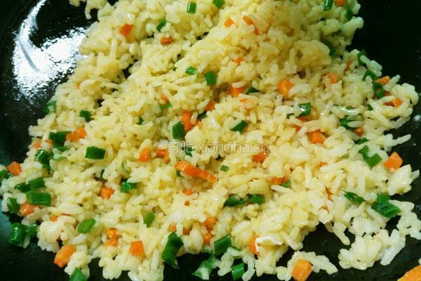 小葱蛋炒饭的做法图解13