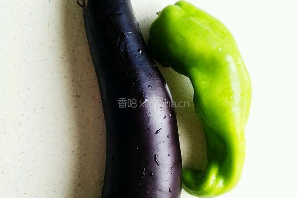 炒茄子的做法图解1