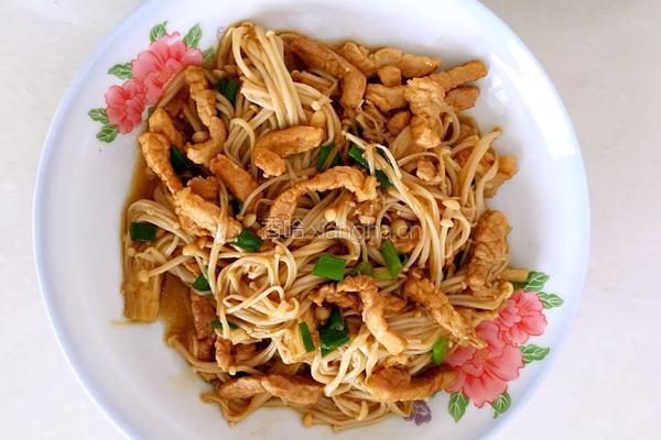 金针菇炒肉丝的做法图解5