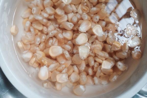 糯米玉米饼的做法图解2