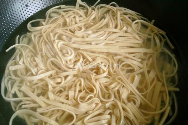 葱香豆皮的做法图解1