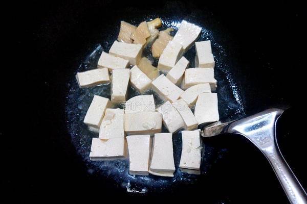 青菜豆腐汤的做法图解4