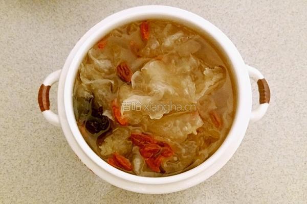 银耳红枣汤的做法图解8
