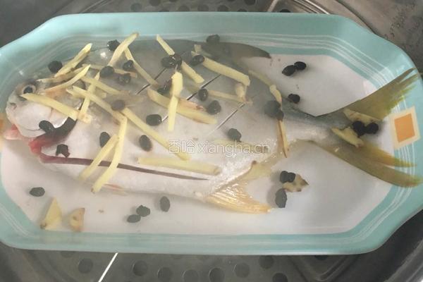 清蒸鲳鱼的做法图解7