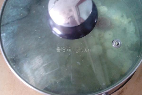 红枣银耳莲子汤的做法图解5