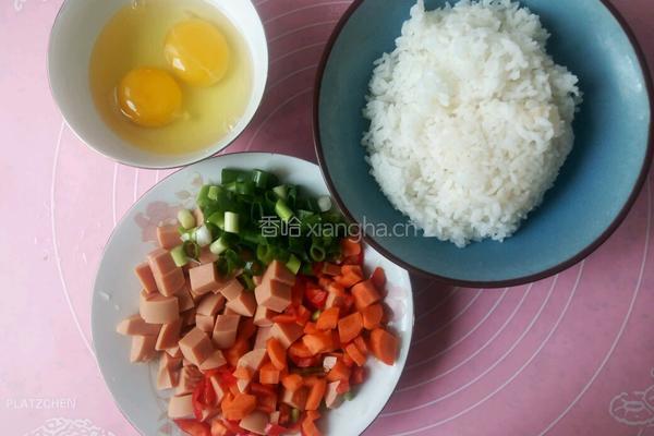 鸡蛋炒饭的做法图解1