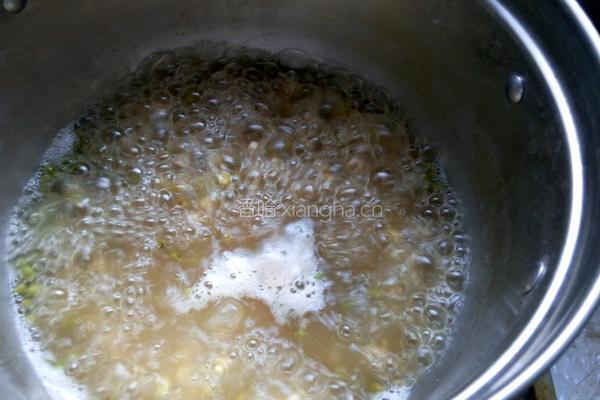 绿豆薏仁汤的做法图解6