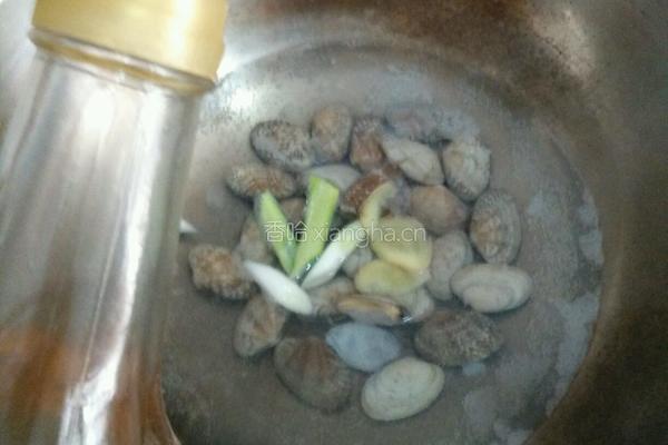蛤蜊蒸蛋的做法图解2