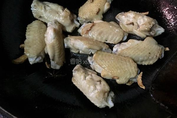红烧鸡翅中的做法图解5