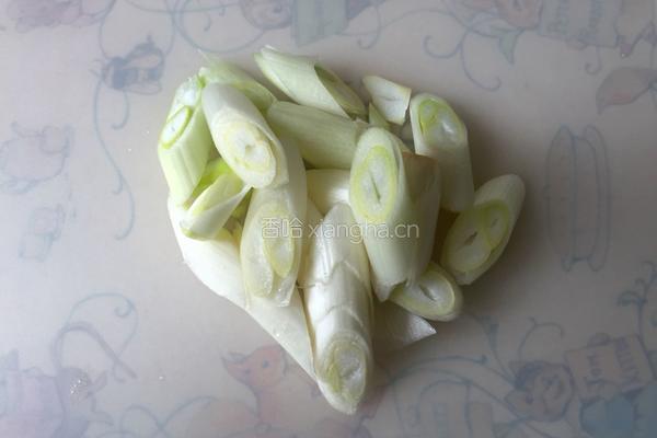 葱爆牛肉的做法图解3
