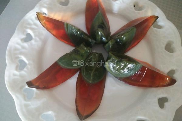 皮蛋拌豆腐的做法图解3