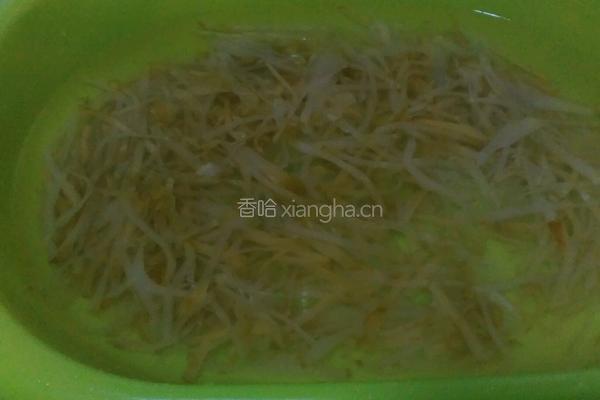 榨菜炒肉丝的做法图解4