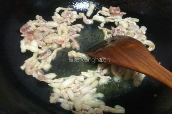 榨菜炒肉丝的做法图解7