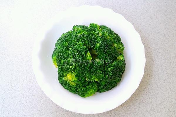 蒜蓉西兰花的做法图解4
