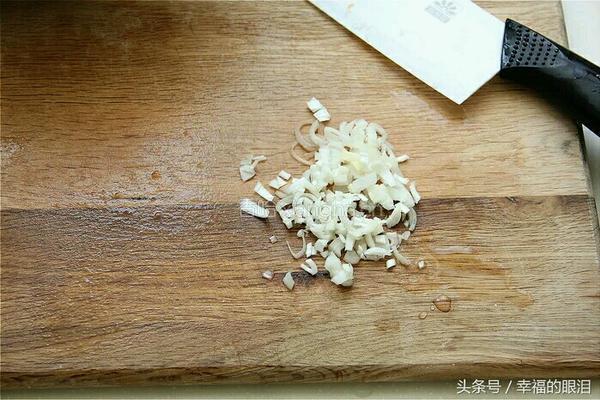土豆牛肉胡萝卜蒸饭的做法图解3