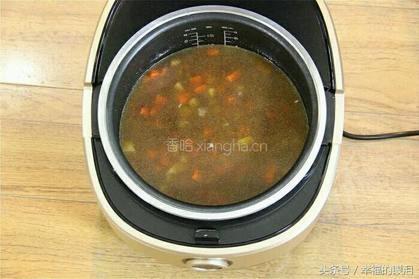 土豆牛肉胡萝卜蒸饭的做法图解9