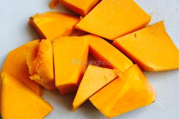 南瓜粥的做法图解1