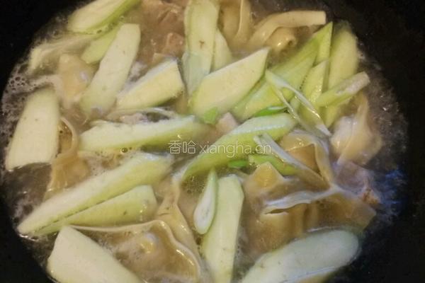 丝瓜排骨汤混沌的做法图解3