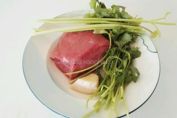 牛肉丸子汤的做法图解1
