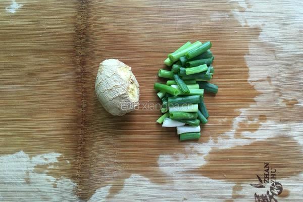 菜心虾肉煲的做法图解3