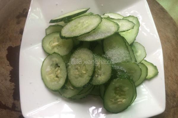 香脆炒黄瓜的做法图解4