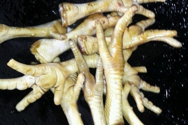 秘制红烧鸡爪的做法图解4