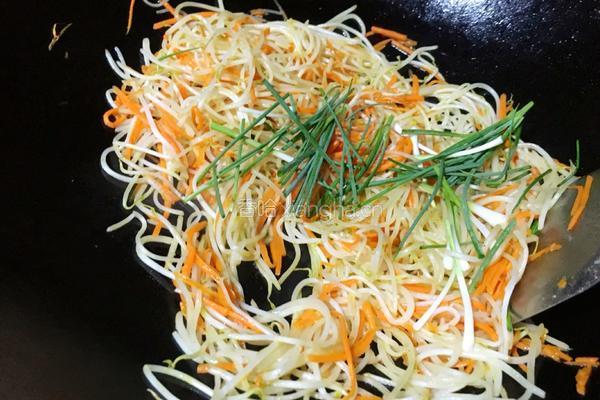 炒豆芽的做法图解8
