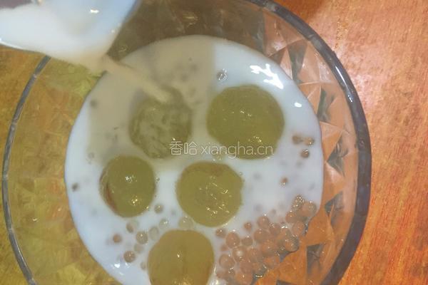 水果椰汁西米露的做法图解11