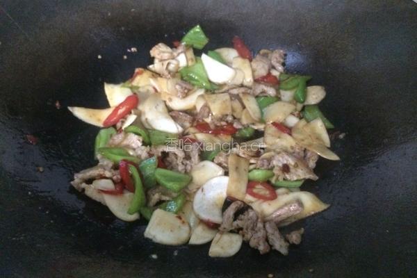 杏鲍菇炒肉片的做法图解7