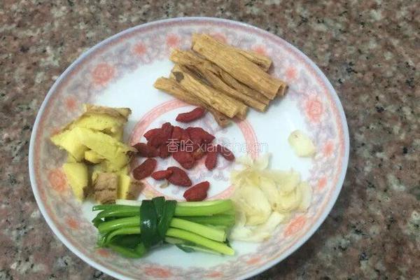 猪肚浸鸡的做法图解2