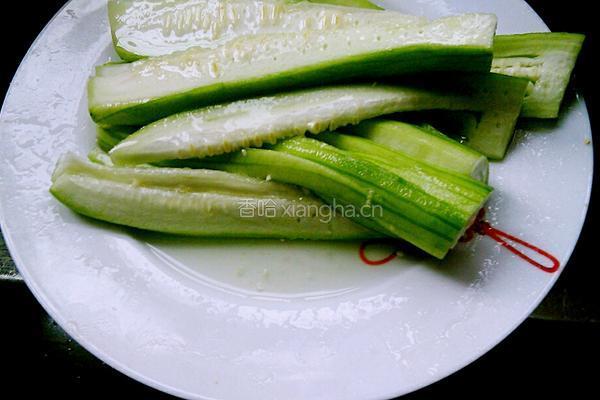 蒜蓉粉丝蒸丝瓜的做法图解5